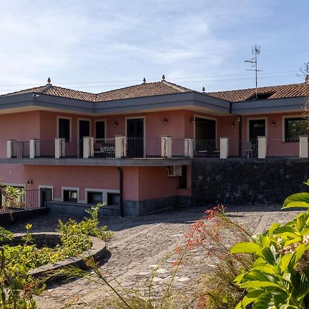 Villa Vulcano, Tra L'Etna E Il Mare Zafferana Etnea Exteriör bild