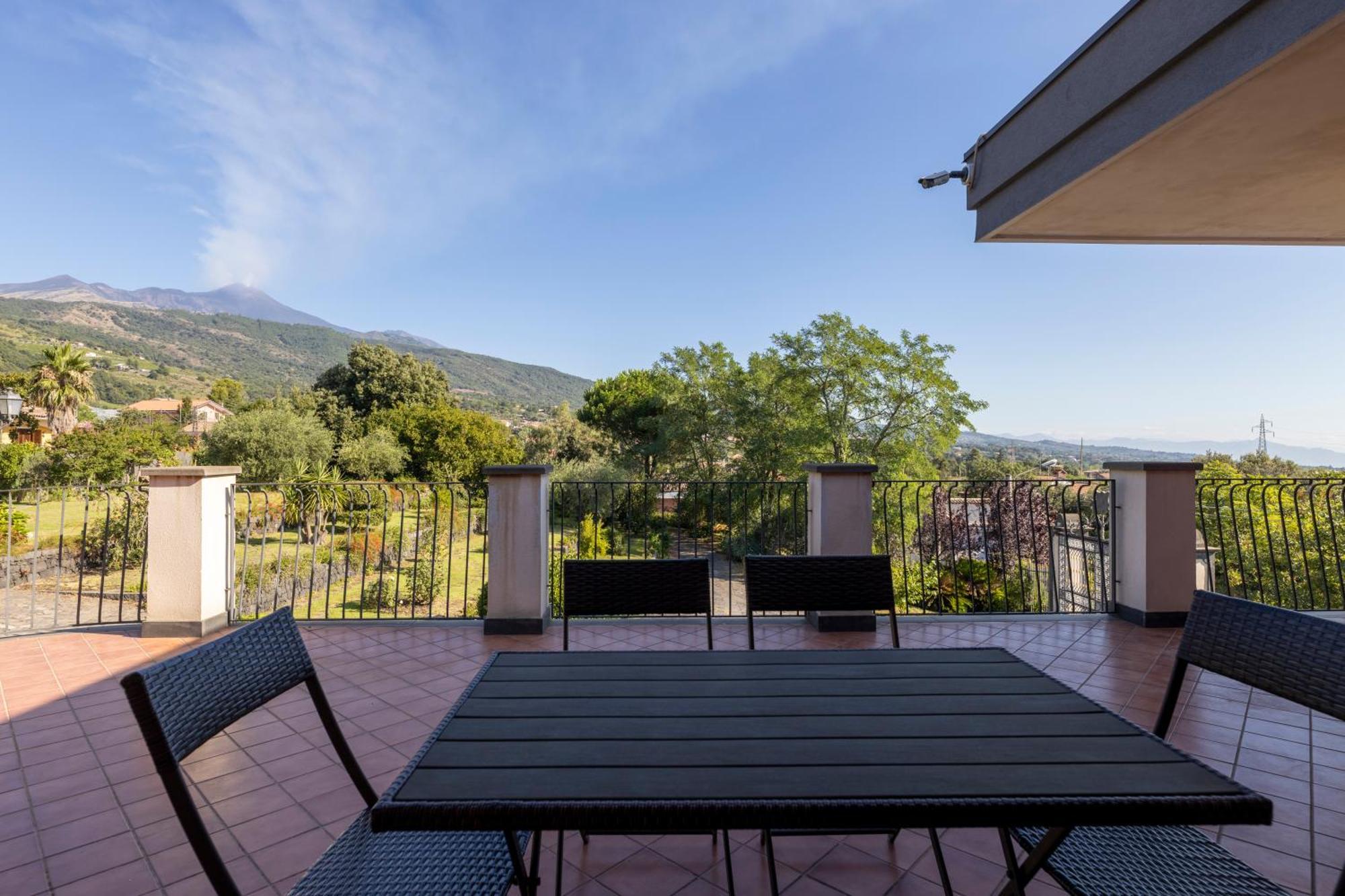 Villa Vulcano, Tra L'Etna E Il Mare Zafferana Etnea Exteriör bild